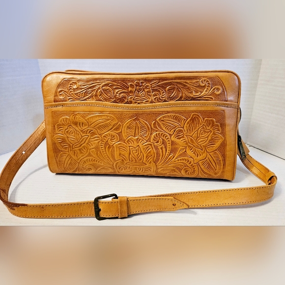 Vintage Avelar's Tooled Leather handbag - Picture 6 of 16